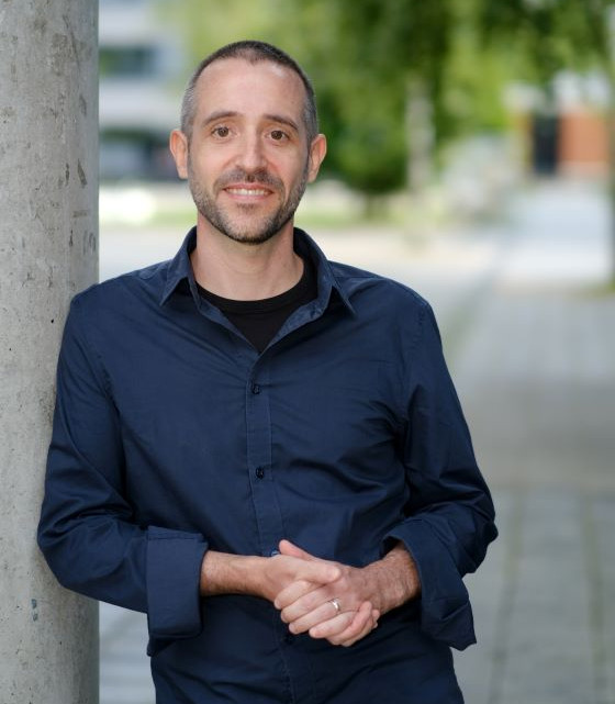 Prof. Florian Carl